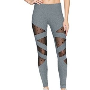 Jessica Simpsons Warm up Mesh Leggings
